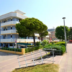 Onda Azzurra , Bibione Italien