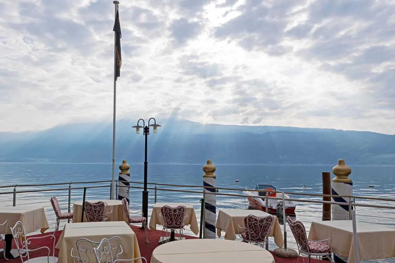 Hotel Baia D'Oro Gargnano