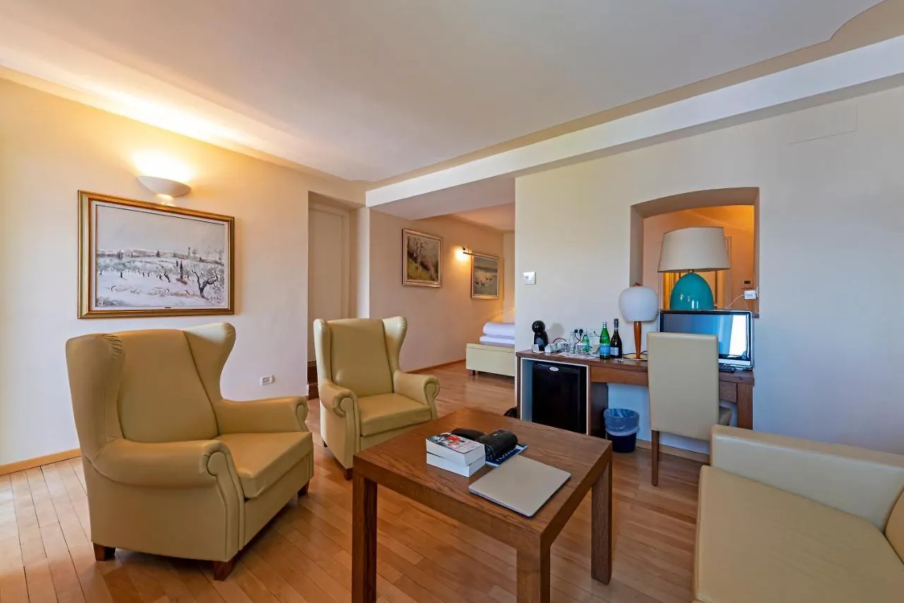 Hotel Baia D'Oro Gargnano