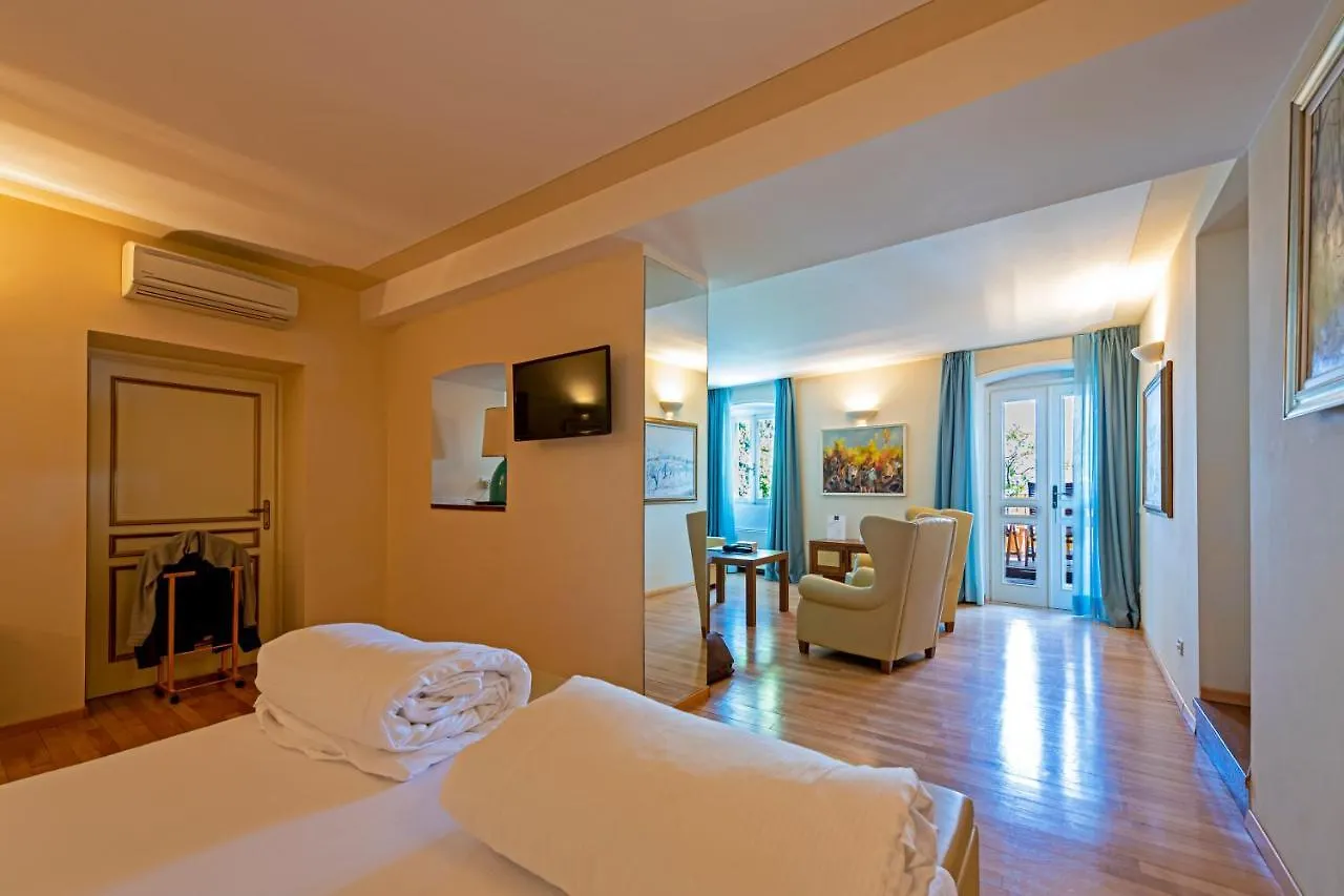 Hotel Baia D'Oro - Adults Only Gargnano 4*,