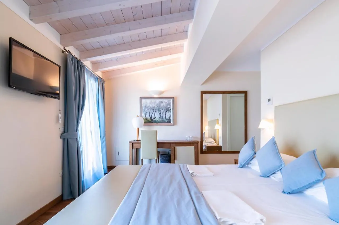 Hotel Baia D'Oro - Adults Only Gargnano